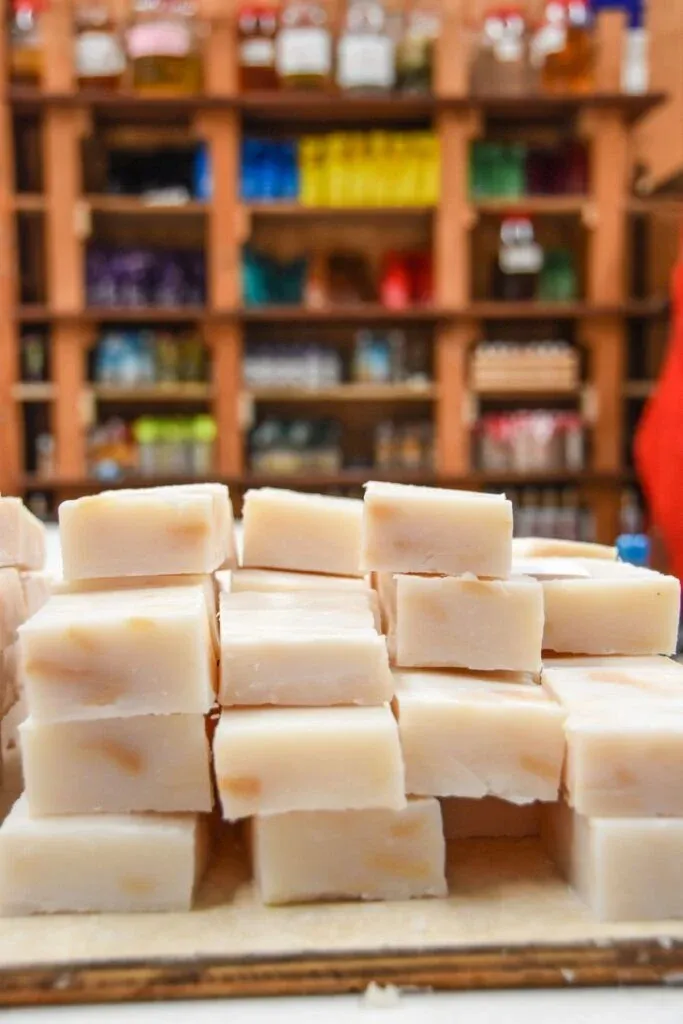 30 Ways to Travel More Sustainably in the Cook Islands ♻️