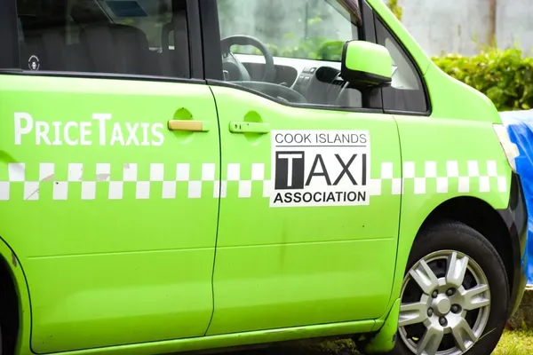 How Much Does a Rarotonga Airport Taxi Cost?