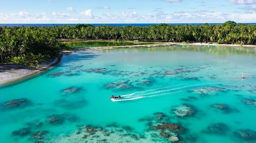 The Complete Travel Guide to the Northern Cook Islands ????️
