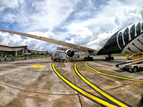 Arriving in Rarotonga: Airport Customs, Biosecurity & Arrivals Process ????