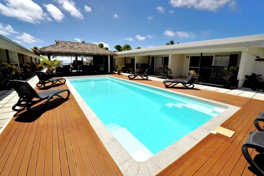 10 Best Family Resorts & Accommodations on Aitutaki 👪 [2025]