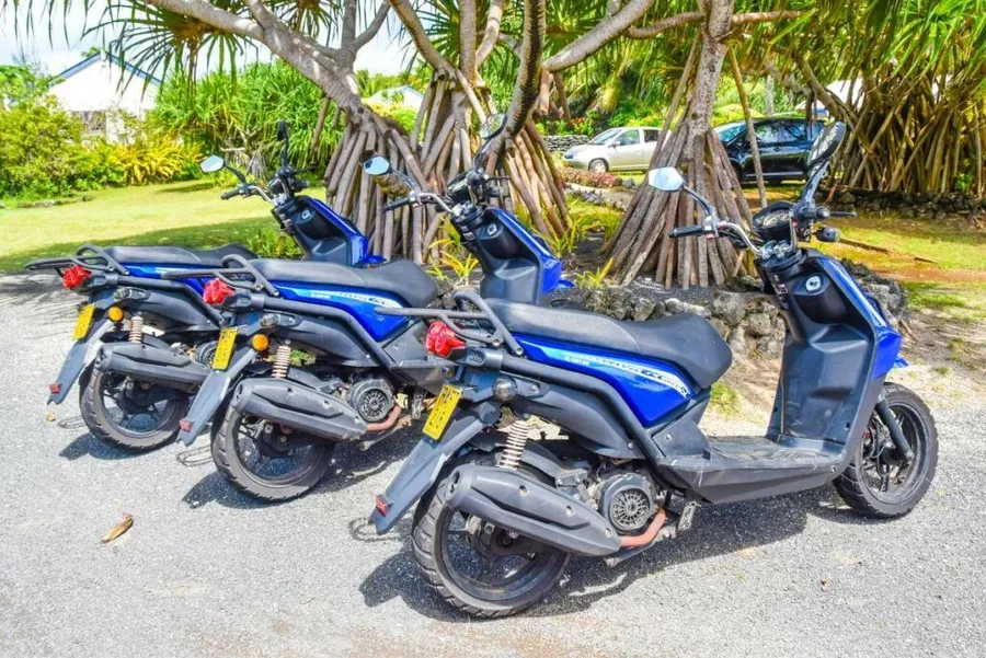 10 Tips for Riding a Scooter in Rarotonga & the Cook Islands