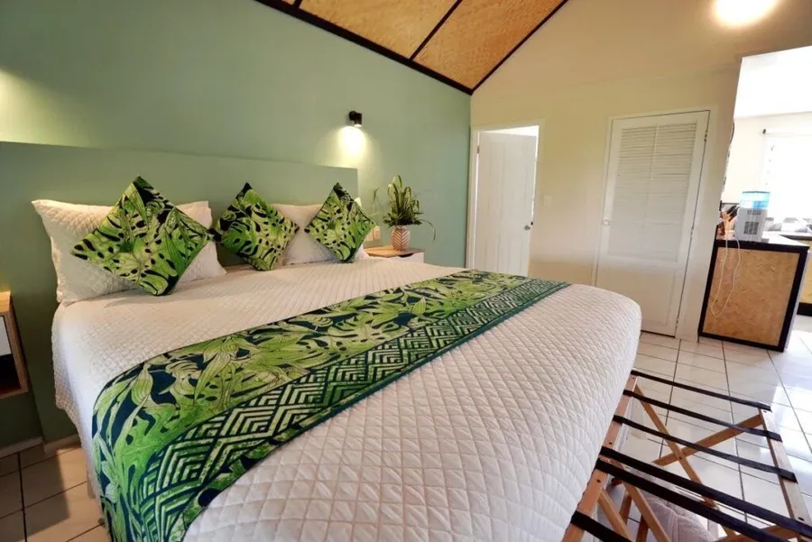 7 Best Adult-Only Resorts on Aitutaki ⛱️ [2025]