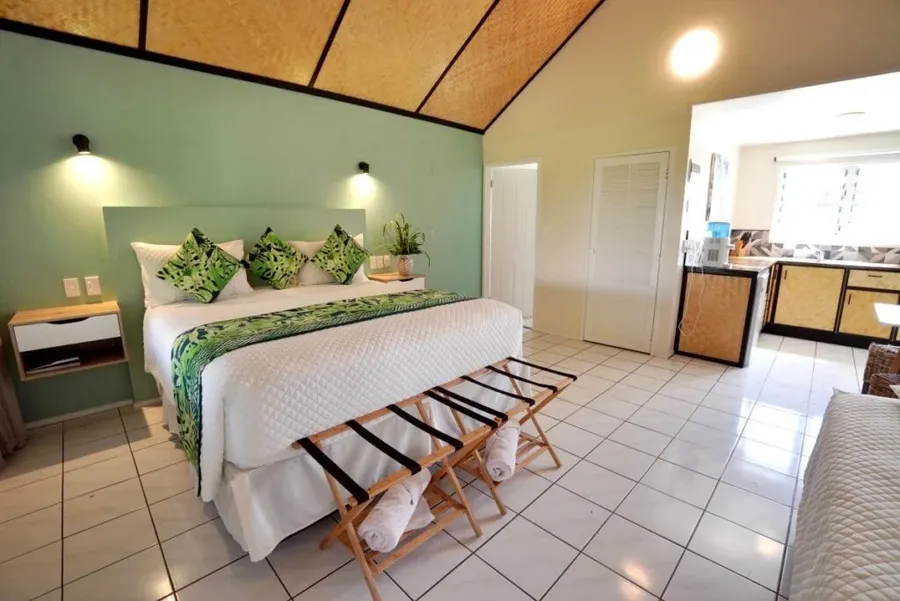10 Best Boutique Resorts on Aitutaki 🌺