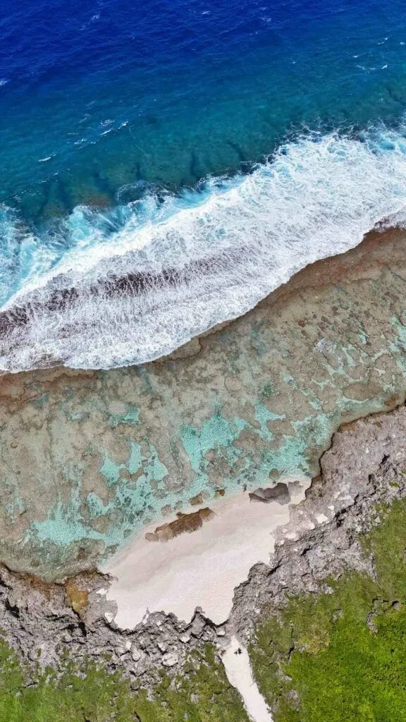 The Complete Travel Guide to Atiu