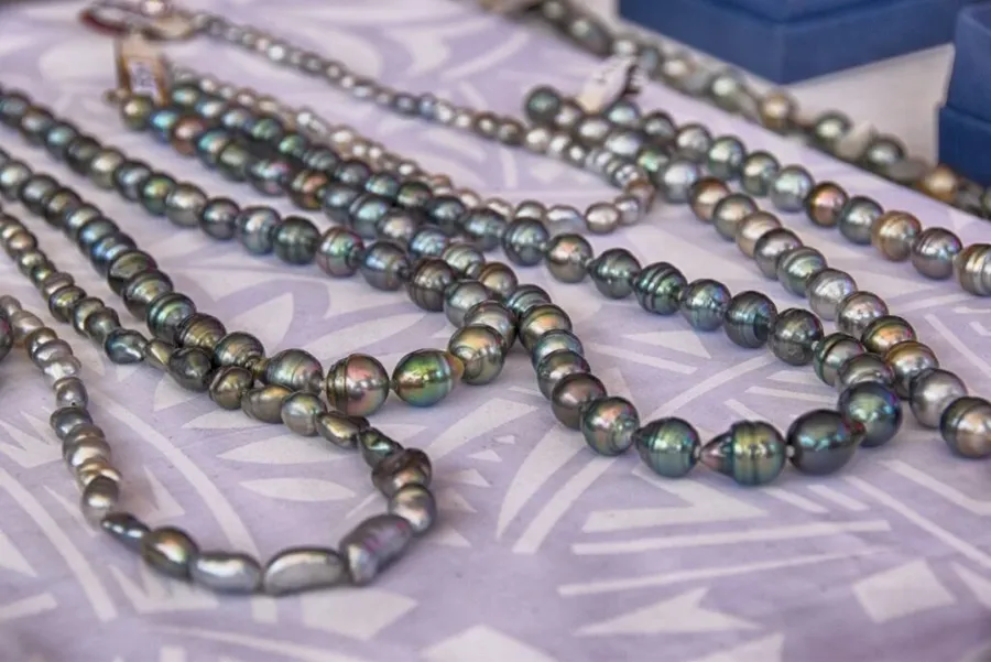 The Best Places to Buy Souvenirs in Rarotonga & the Cook Islands