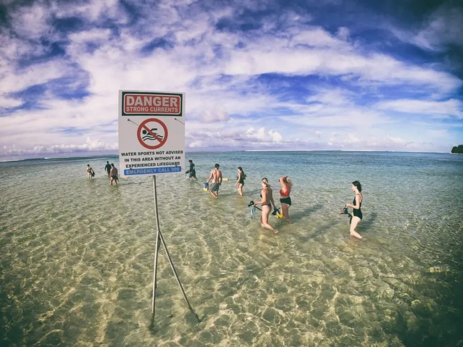 9 Best Places to Surf in Rarotonga & the Cook Islands ????