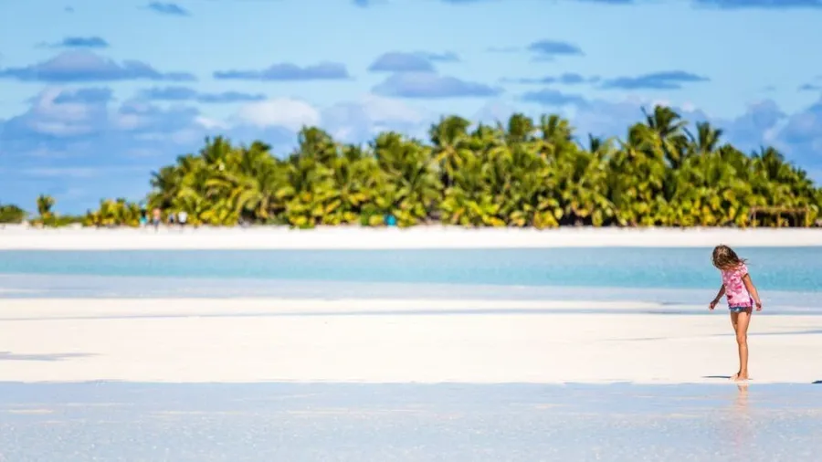 The Complete Travel Guide to the Cook Islands for Families ???? [2023]