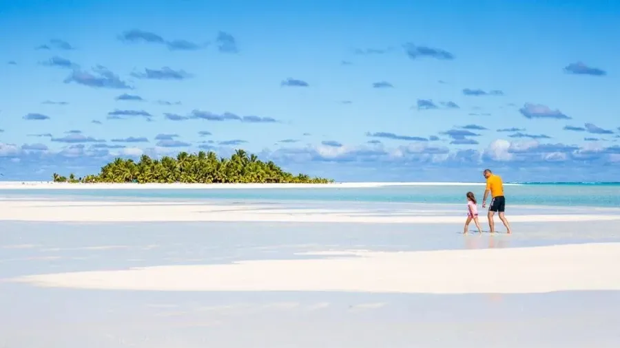 The Complete Travel Guide to Aitutaki ???? [2023]
