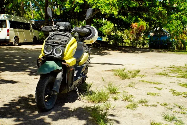 ebike Vanuatu Scooter Rental (1) CREDIT VanuatuPocketGuide.com