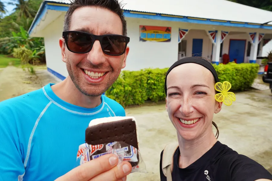 mati store olosega Supermarket Groceries Ice Cream Snack Food CREDIT AmericanSamoaPocketGuide.com