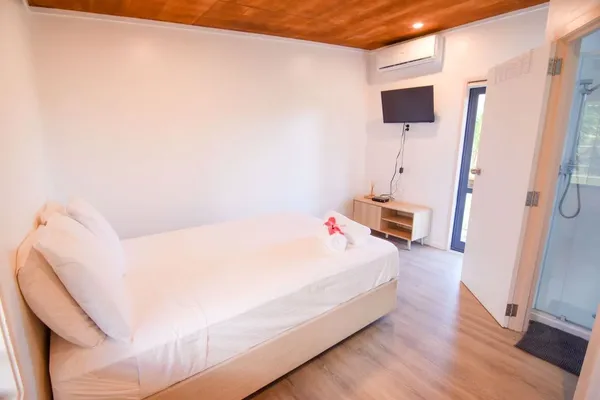 10 Best Hotels & Places to Stay in Alofi ???? [2023]