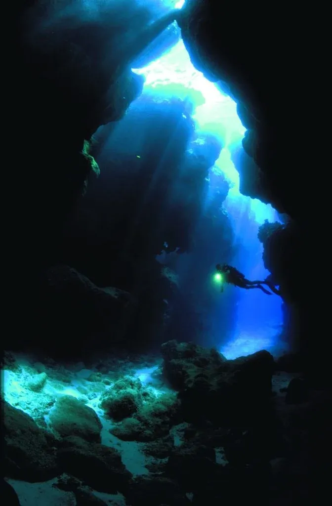 10 Best Caves in Niue