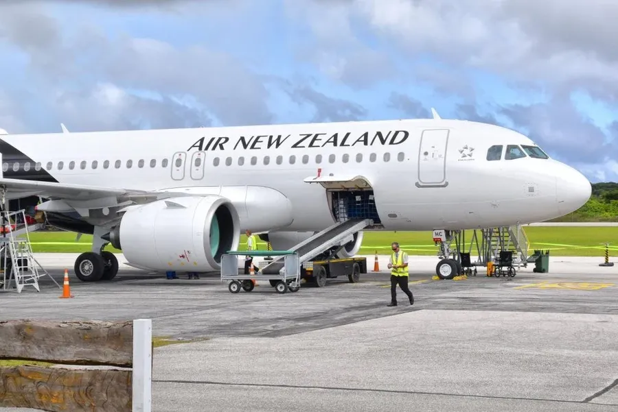What are the Flight Times to Niue? ✈️
