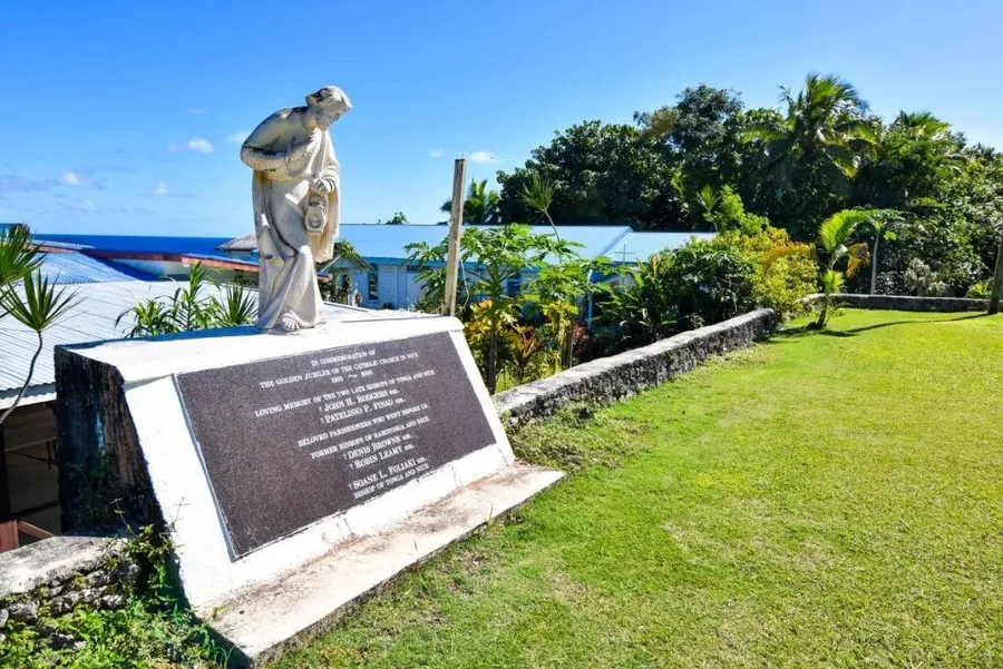 Where to Stay in Alofi: The BEST Accommodations in Alofi [2023]