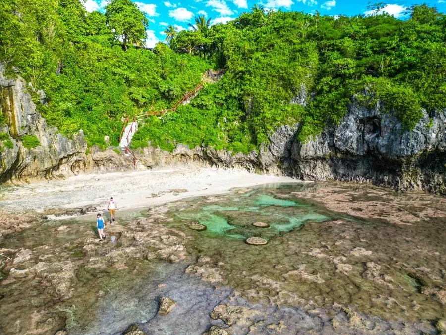 The Honeymoon & Romantic Getaway Guide to Niue ???? [2023]