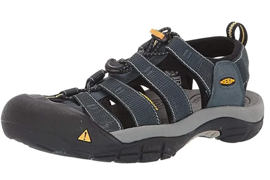 10 Best Reef Shoes for Niue