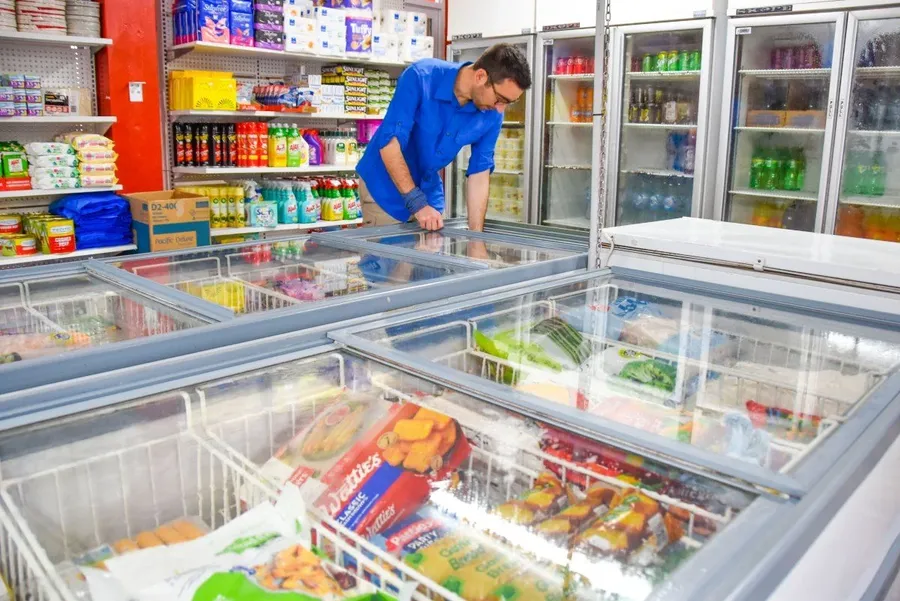 The Guide to Supermarkets & Food Shopping in Niue