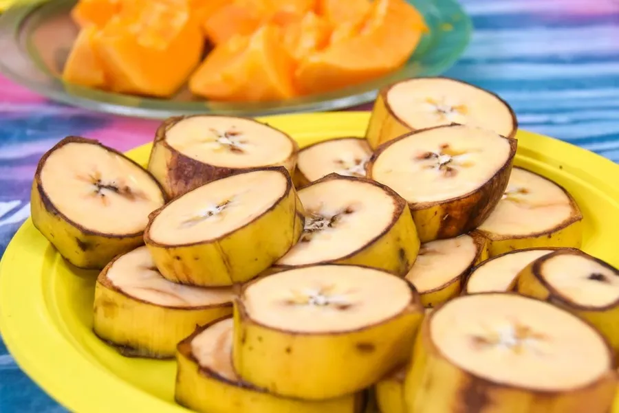 Niue for Vegans & Vegetarians + Best Restaurants