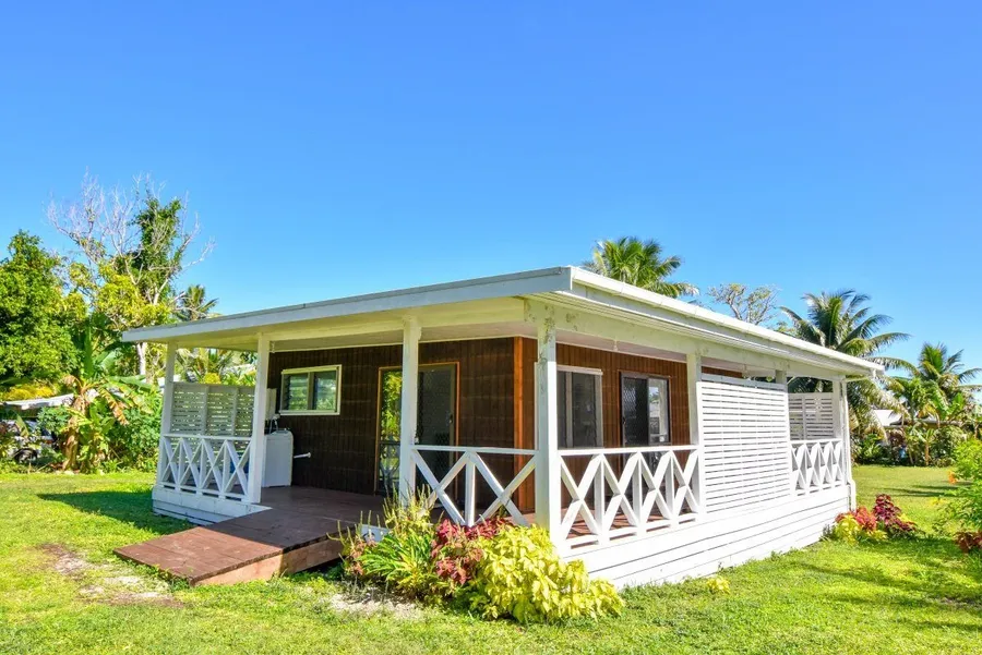 7 Best Holiday Homes in Alofi