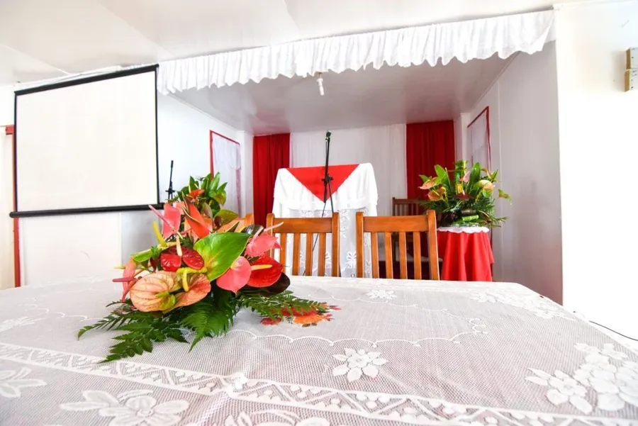 The Guide to the Religions in Niue