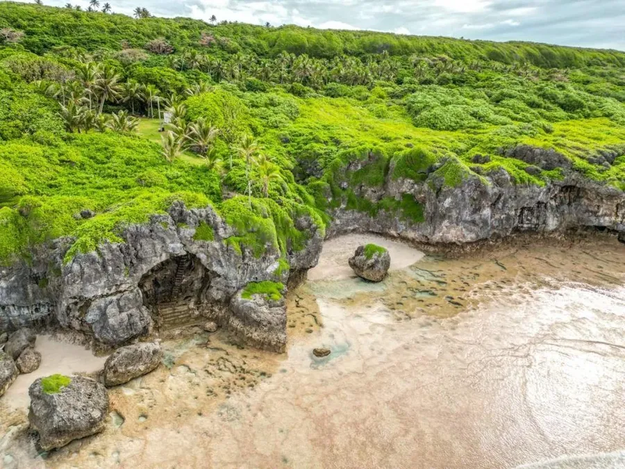6 Best Reef Walks in Niue