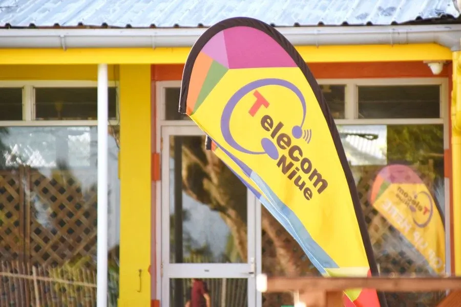 What are the Niue Phone Networks?
