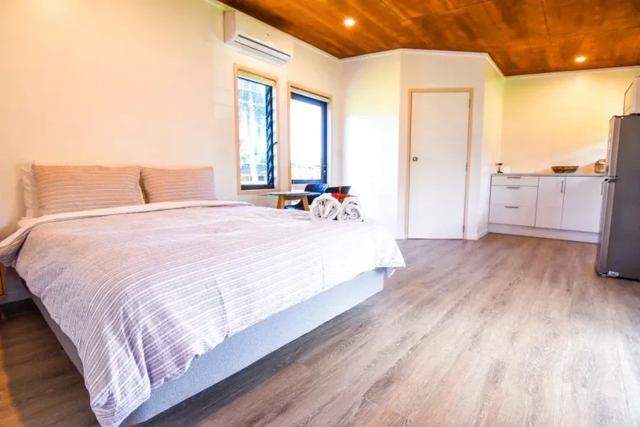 5 Best Airbnb Stays in Niue [2023]