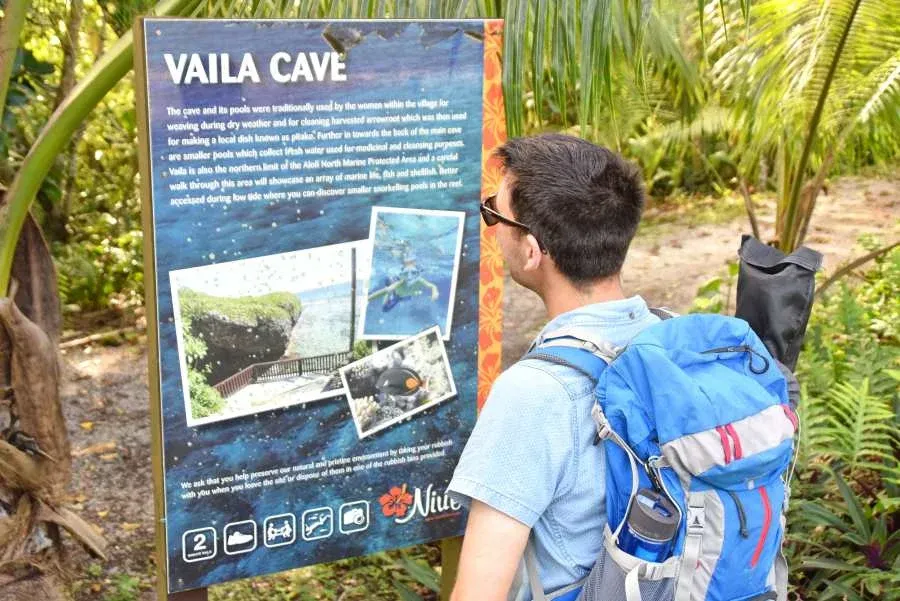 8 Best Walks in Alofi
