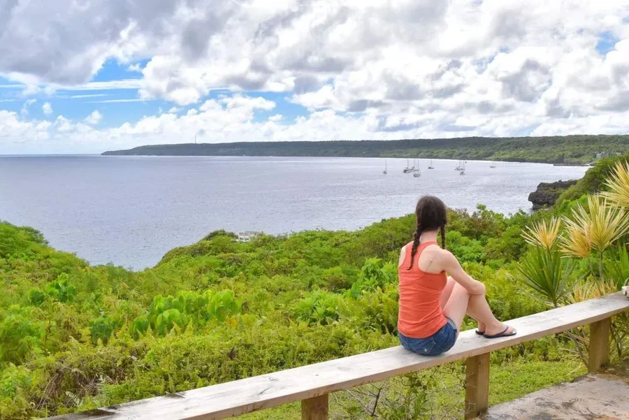 10 Amazing Lookouts for Watching Whales in Niue
