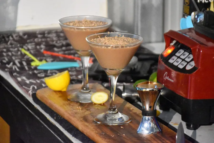 When is Happy Hour? (A List of All the Happy Hours in Niue)
