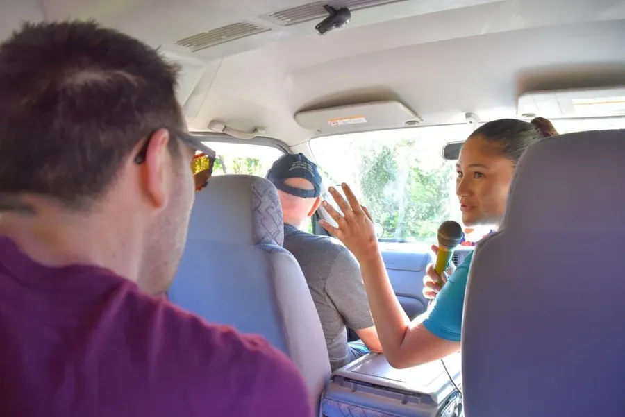 Is There Public Transport in Niue?