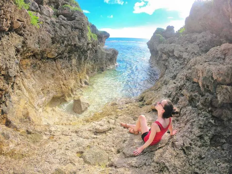 6 Best Sea Tracks in Alofi
