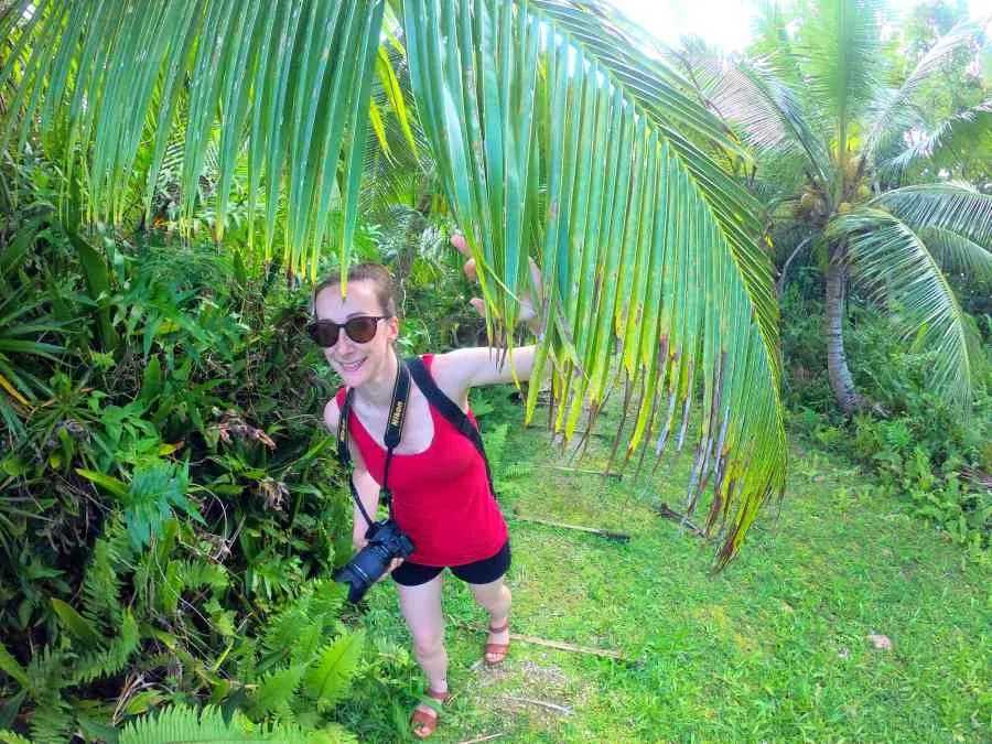 Niue Weather in June