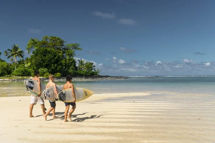 The Best Time to Surf in Samoa 🤙🏄🏼‍♀️ | Samoa Pocket Guide