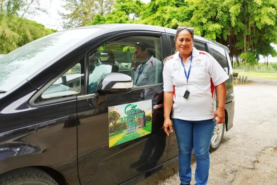 Tongatapu Transport: 10 Ways to Get to (& Around) Tongatapu