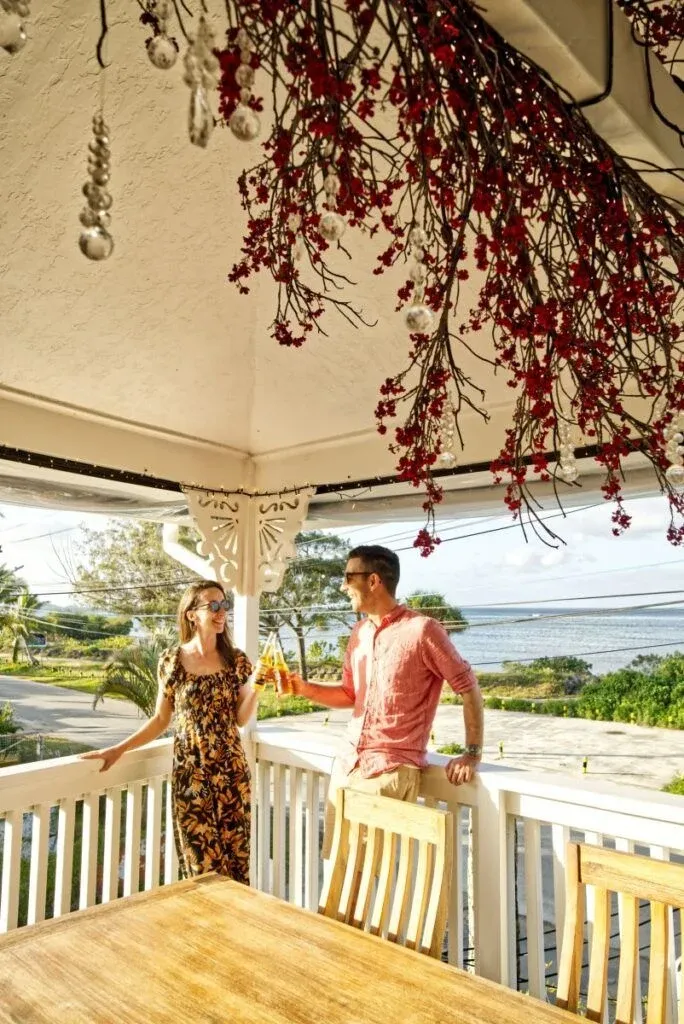 Black Pearl Restaurant Couple CREDIT TongaPocketGuide.com 684x1024