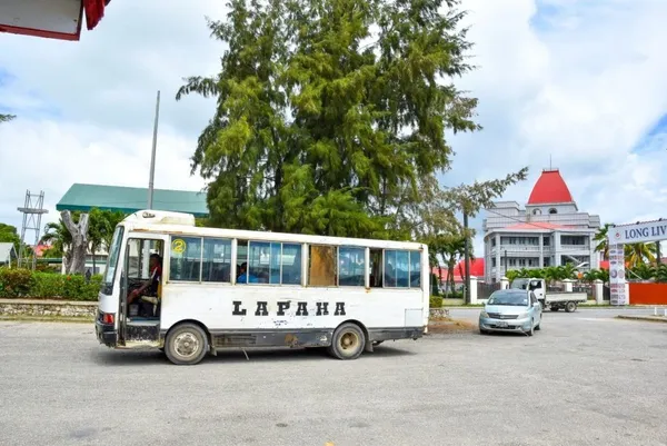 10 Tips for Taking the Bus in Tonga