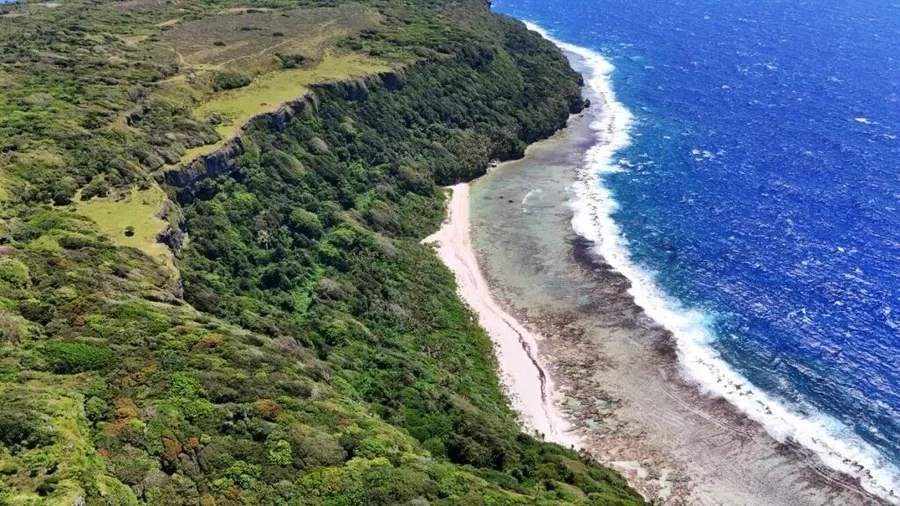 Sightseeing on 'Eua: Top 10 Sights &amp; Natural Attractions