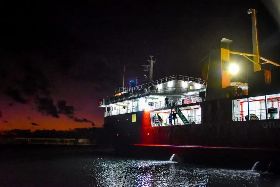 10 Tips for Taking the Ferry in Tonga
