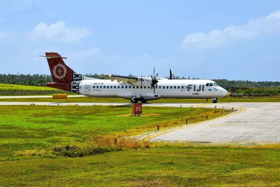 Which Airlines Fly to Tonga?