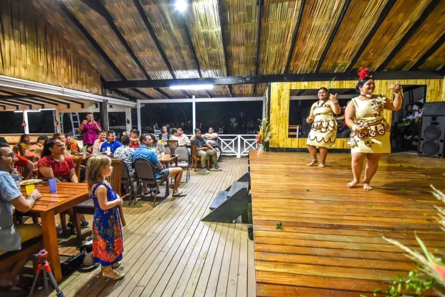 10 Best Resorts in Tongatapu