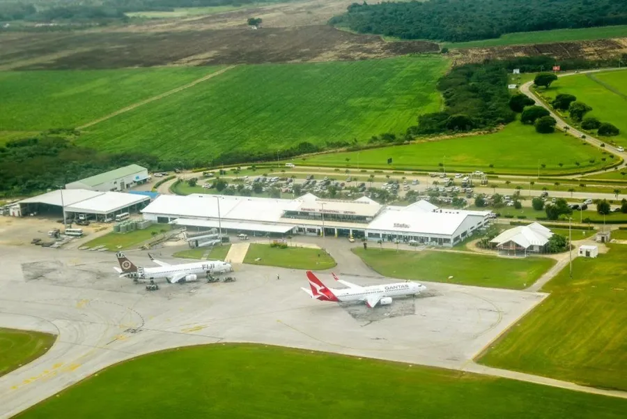 Tongatapu Transport Guide: 10 Ways to Get to Tongatapu (& Around Tongatapu)