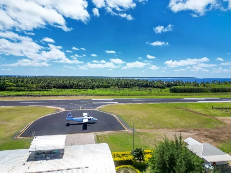 Ha'apai Transport Guide: 5 Ways to Get to Ha'apai (&amp; Around Ha'apai)