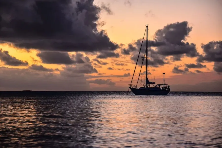 Tongatapu Transport Guide: 10 Ways to Get to Tongatapu (& Around Tongatapu)