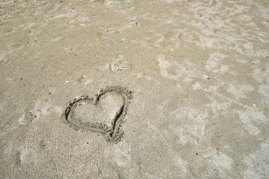 The Honeymoon &amp; Romantic Getaway Guide to 'Eua