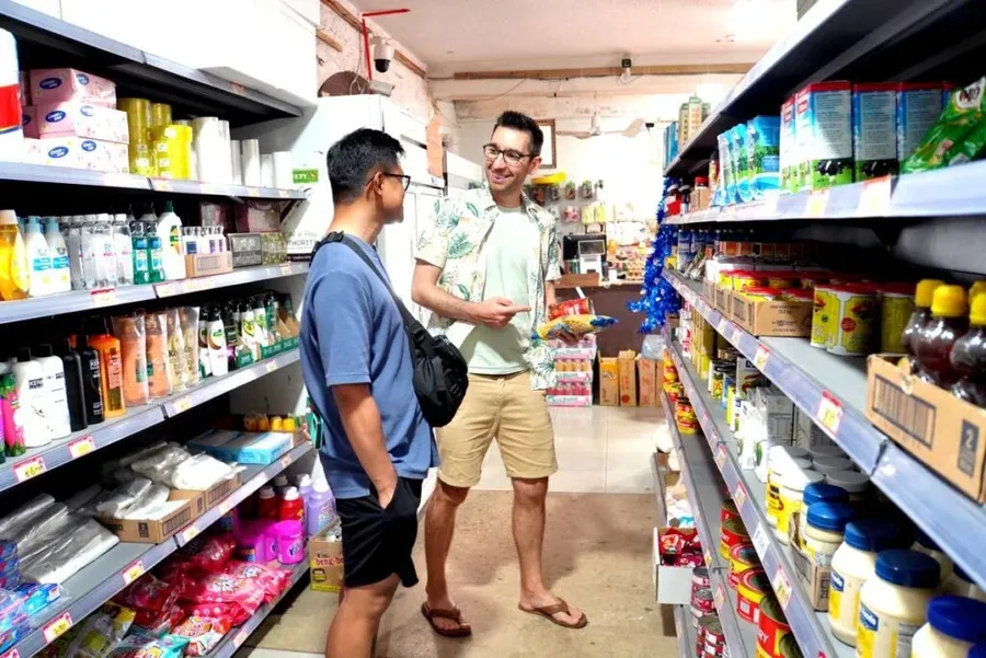 The Cost of Food in Tonga: Restaurant & Grocery Prices