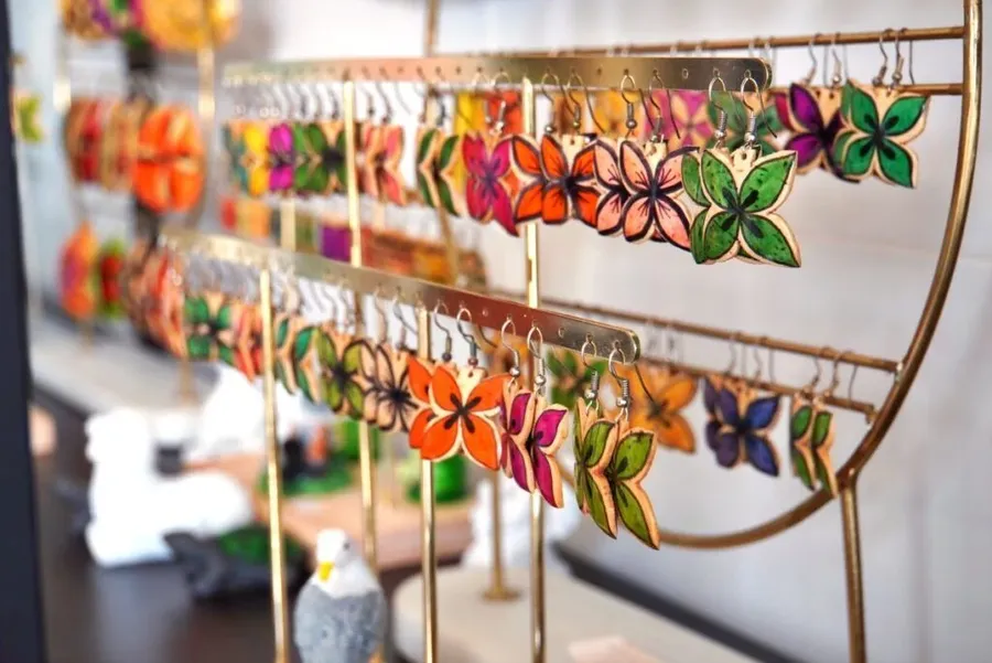 11 Best Shops to Buy Souvenirs in Tonga