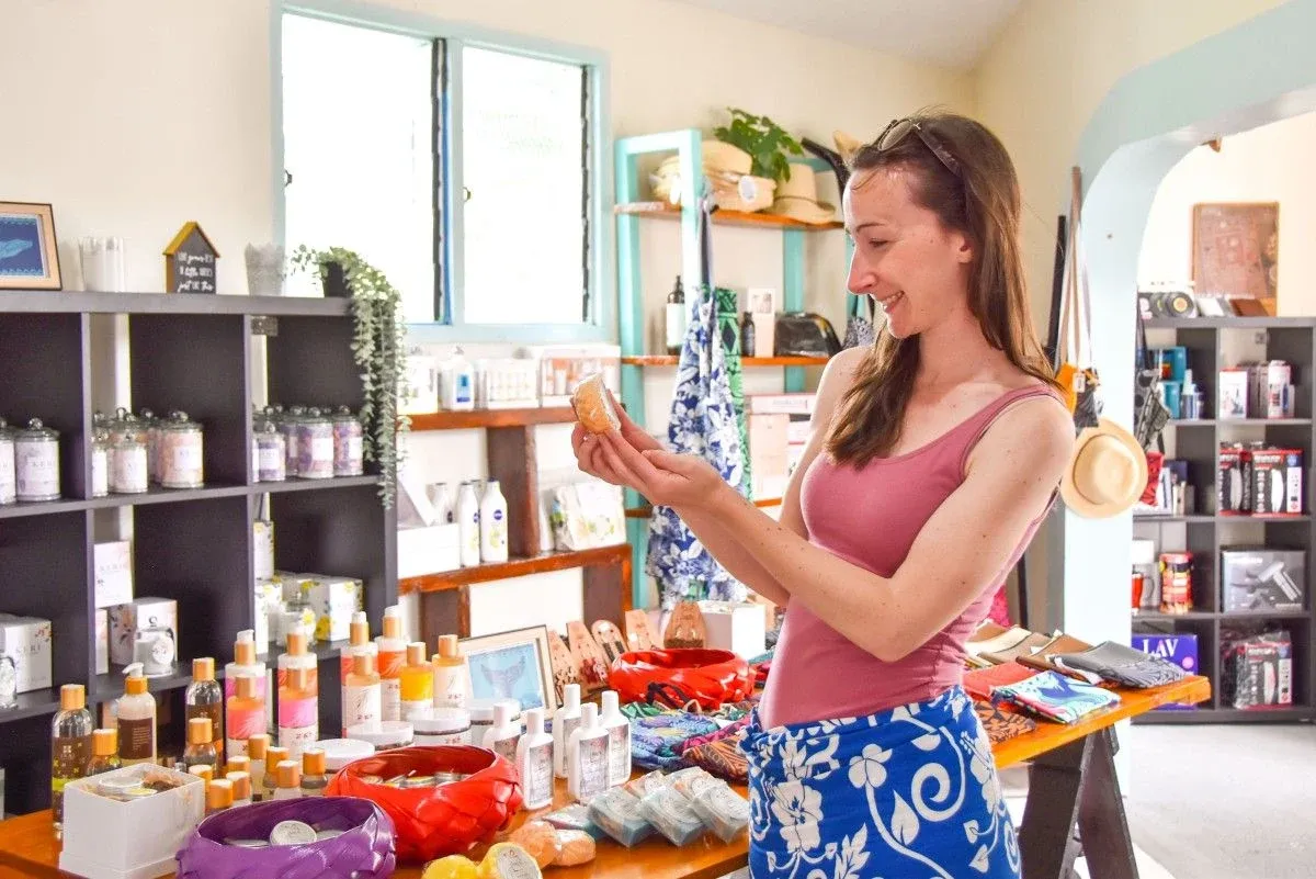 Where to Buy the Best Souvenirs in Tonga