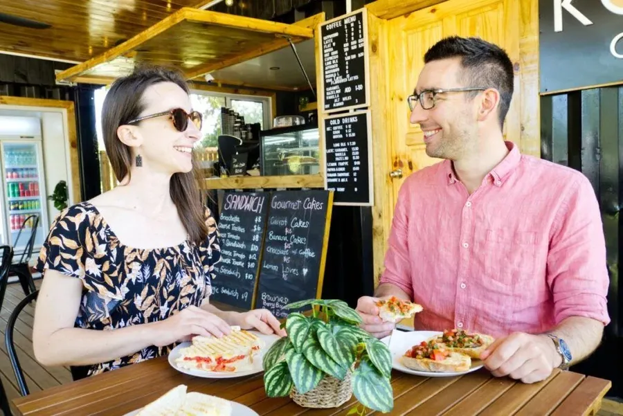 10 Most Romantic Things to Do on Tongatapu for Couples
